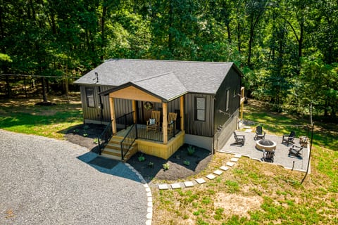 Songbird Lane Cabin