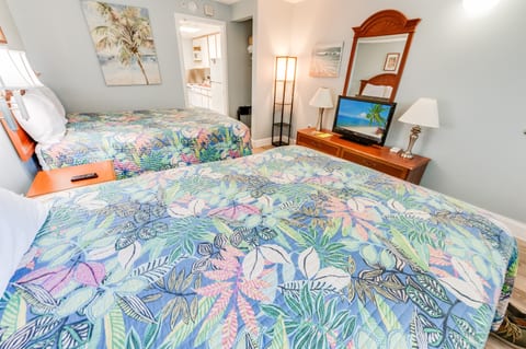 2 Queens in Bedroom, Beautifully Decorated