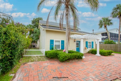 Tybee South Beach House Jacuzzi, sleeps 12
