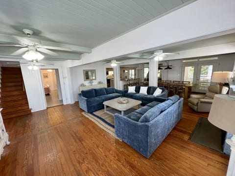 Tybee Island Historic Beach Cottage ~ Sleeps 20!