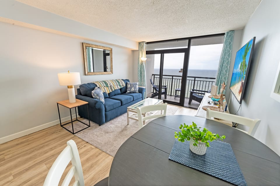 Large Living Area with Views of the Ocean, Beautifully Decorated