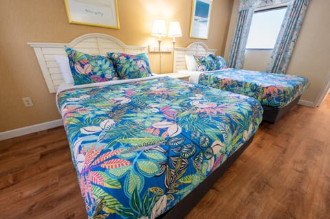2 Beds in Bedroom, Beautifully Decorated
