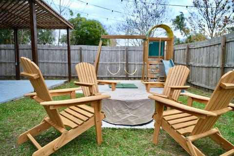 Brooksville Retreat, 3 bed 2 bath!