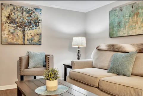 The Saratoga Hideaway