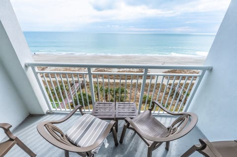Large Balcony, Amazing Direct Oceanfront Views