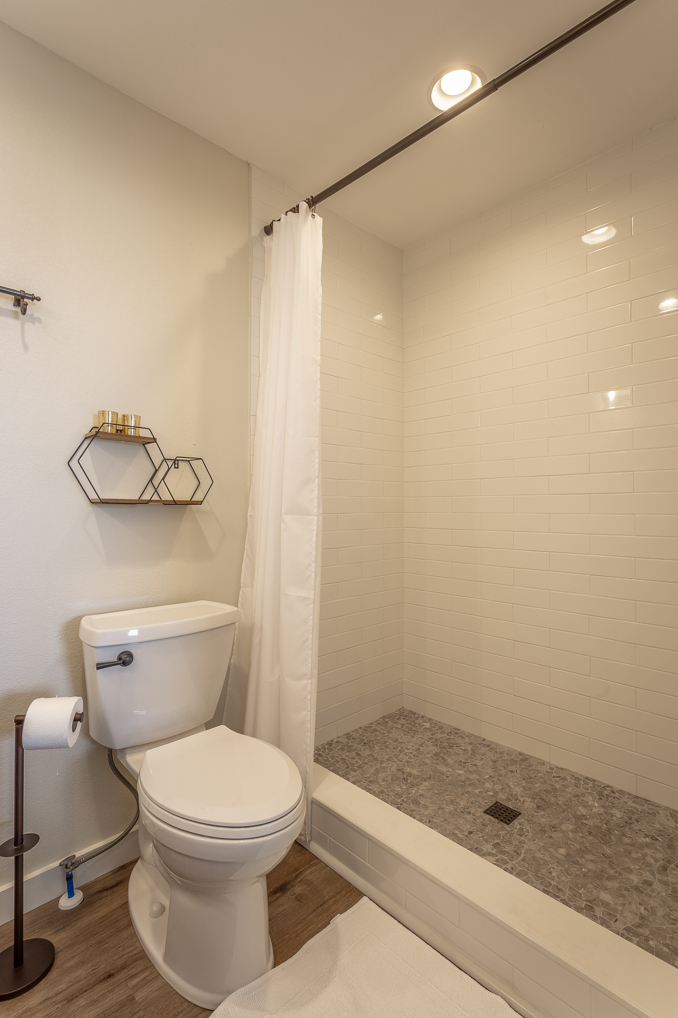 good-vibes-and-hi-tides/