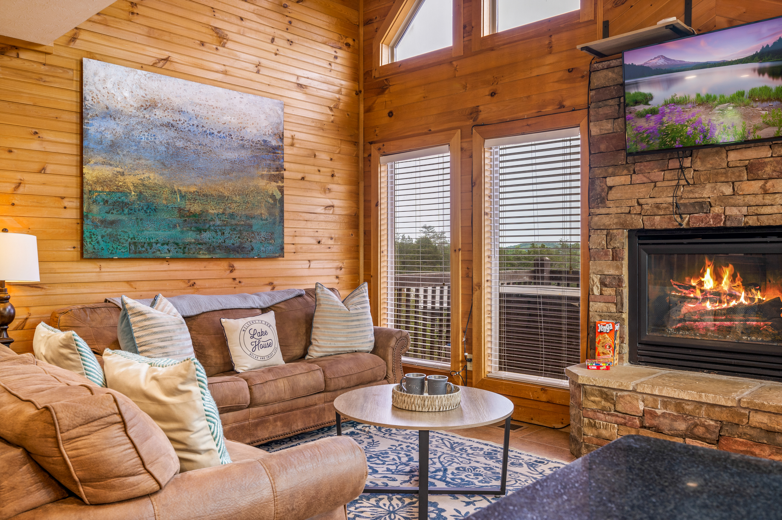 Lakeside Lodge
