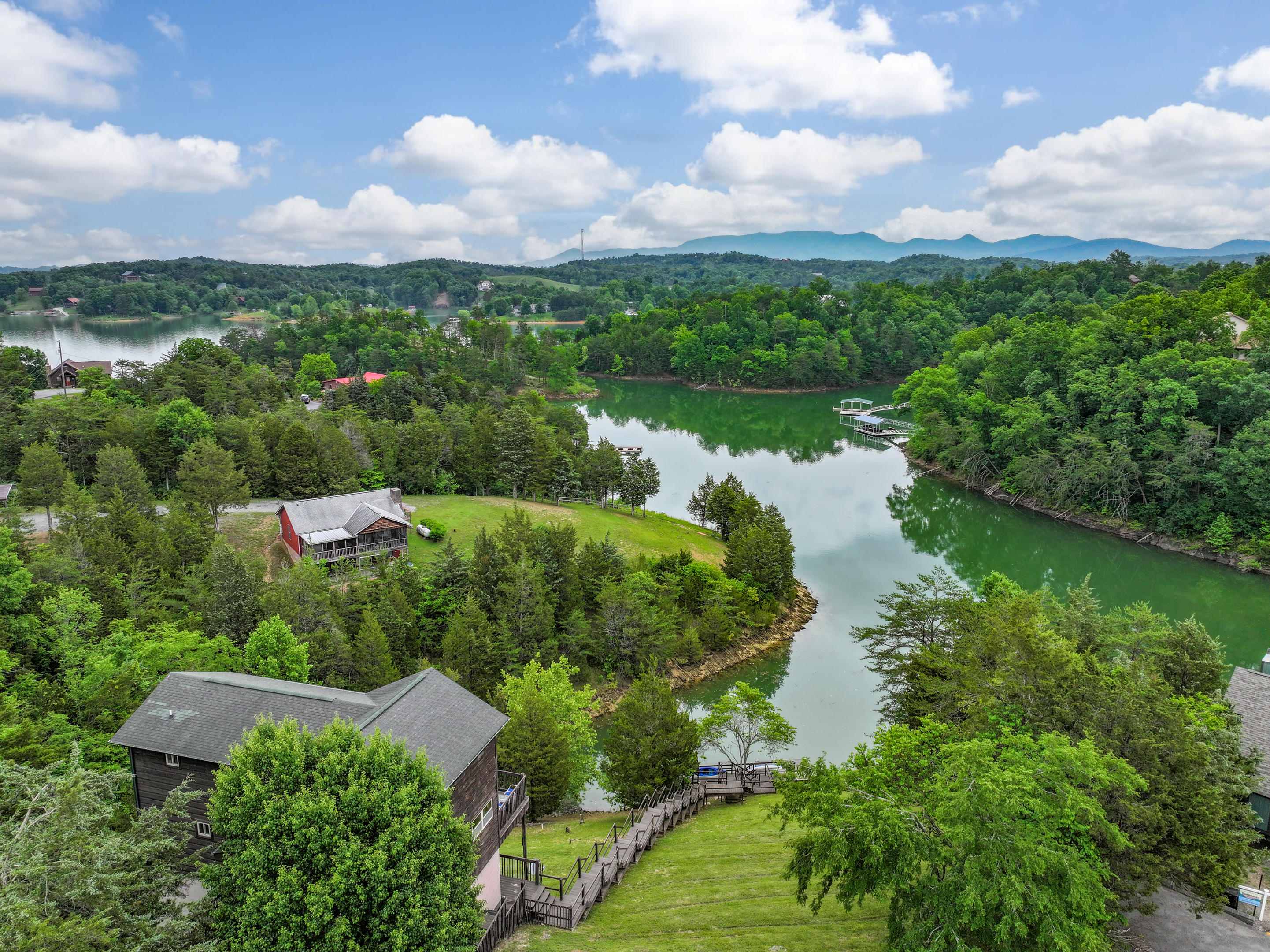 Mt and Lake View best of both worlds