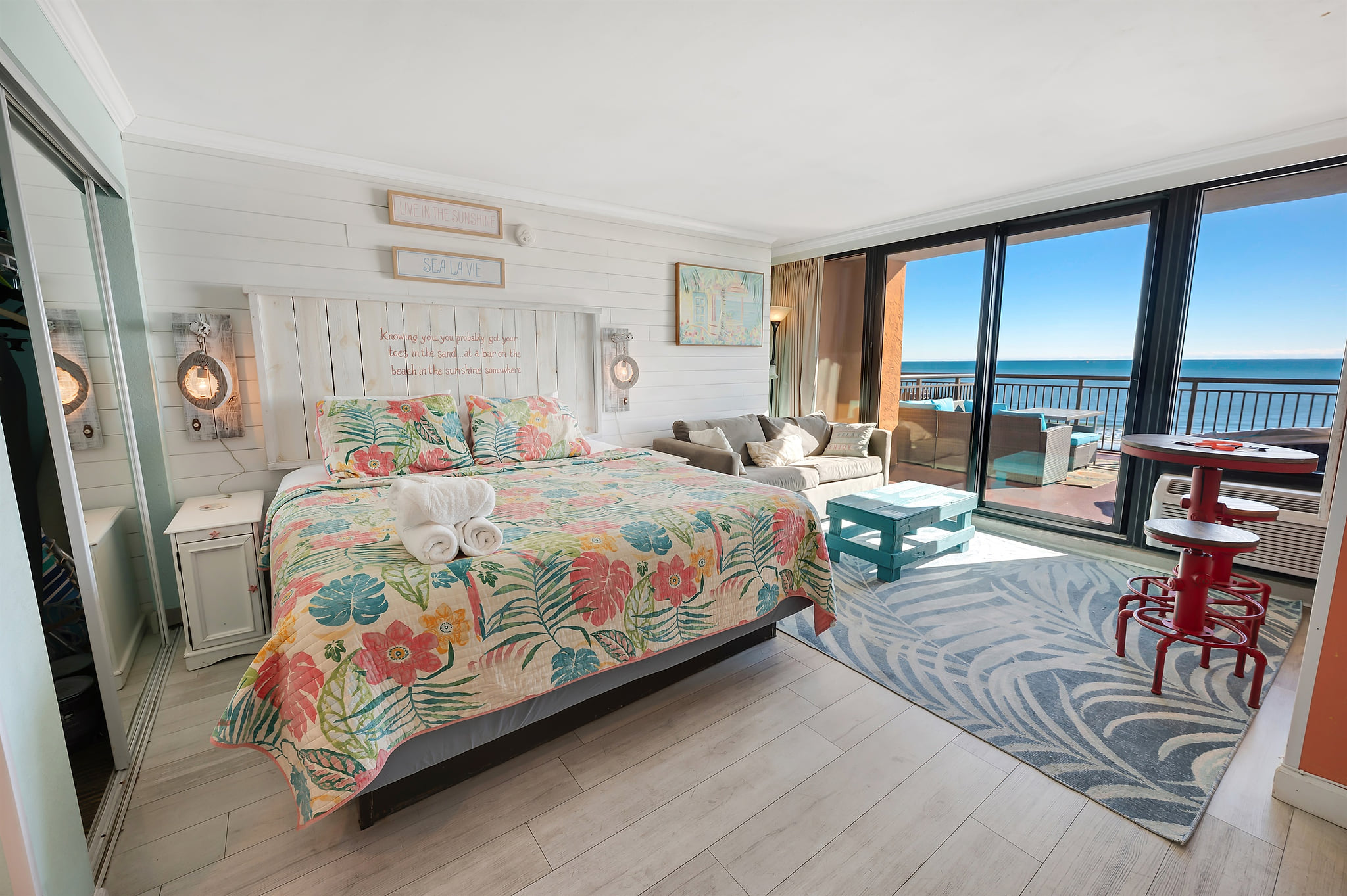 Stunning Bedroom Beautifully Decorated with Amazing Views 💫✨