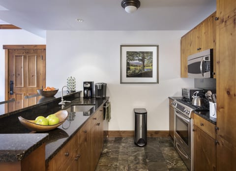Steps Away - 2 BR Lodge at Spruce Peak - Great for Families