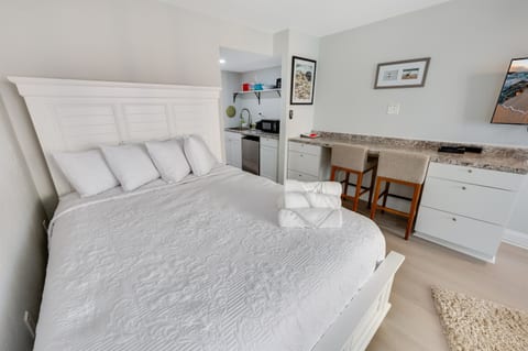 Caravelle Towers 332 - Studio