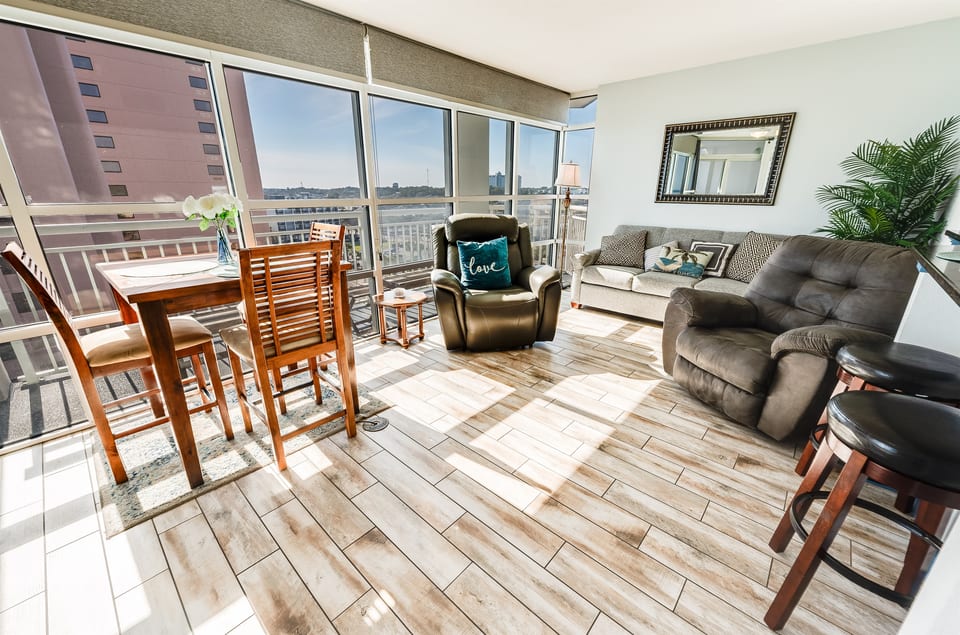 Large Living Area with Views of the Ocean, Beautifully Decorated