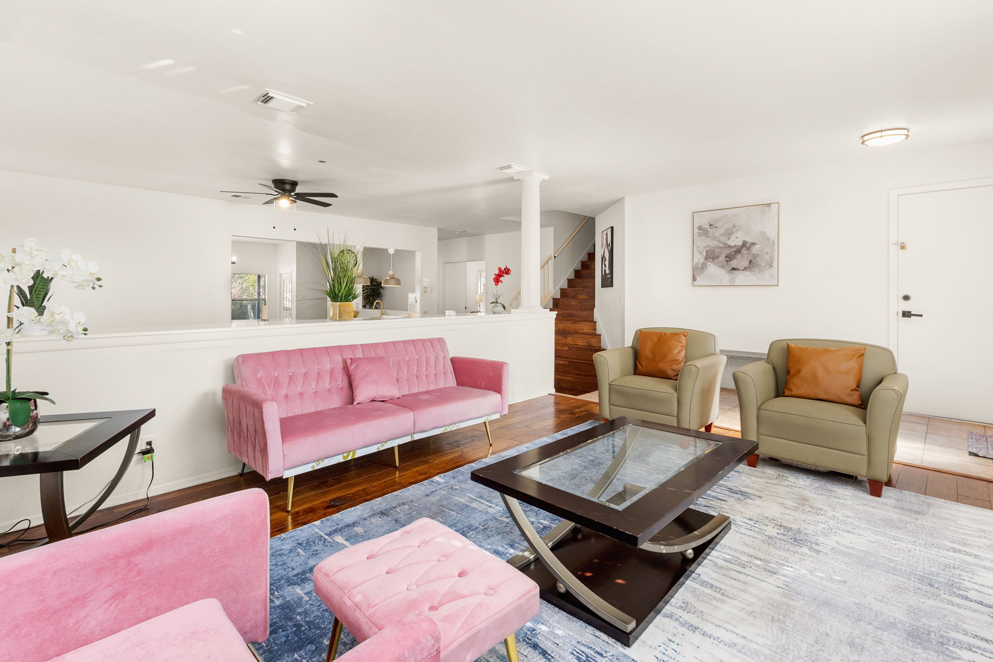 Modern 5 Bedrooms in SA Chef Kitchen, Game Lounge
