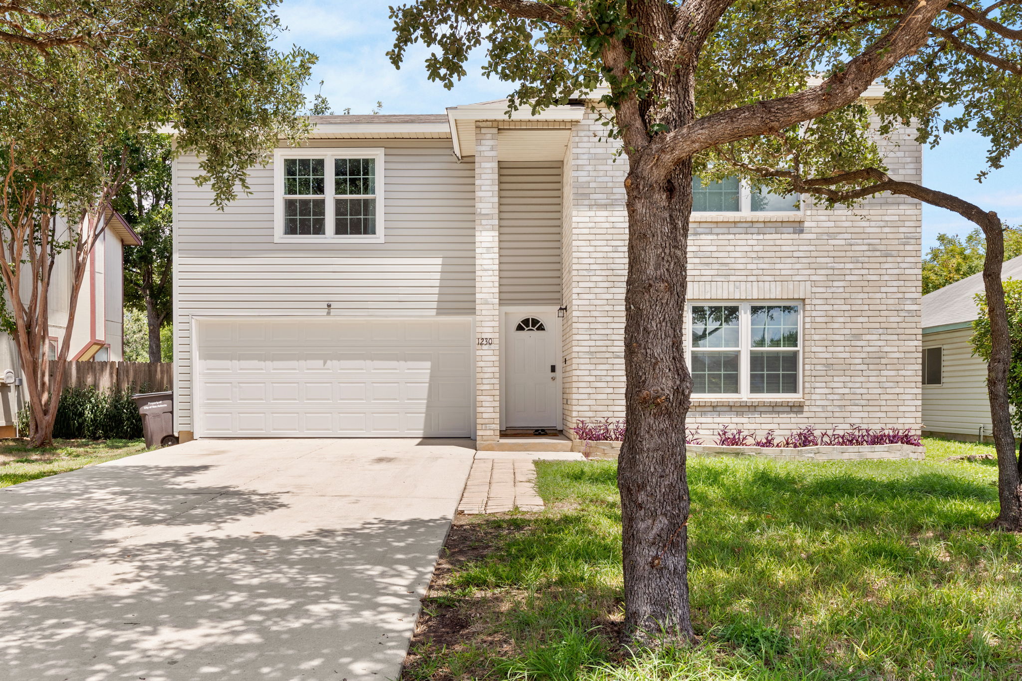 pool-oasis-by-seaworld-or-5-bedrooms-or-game-room/