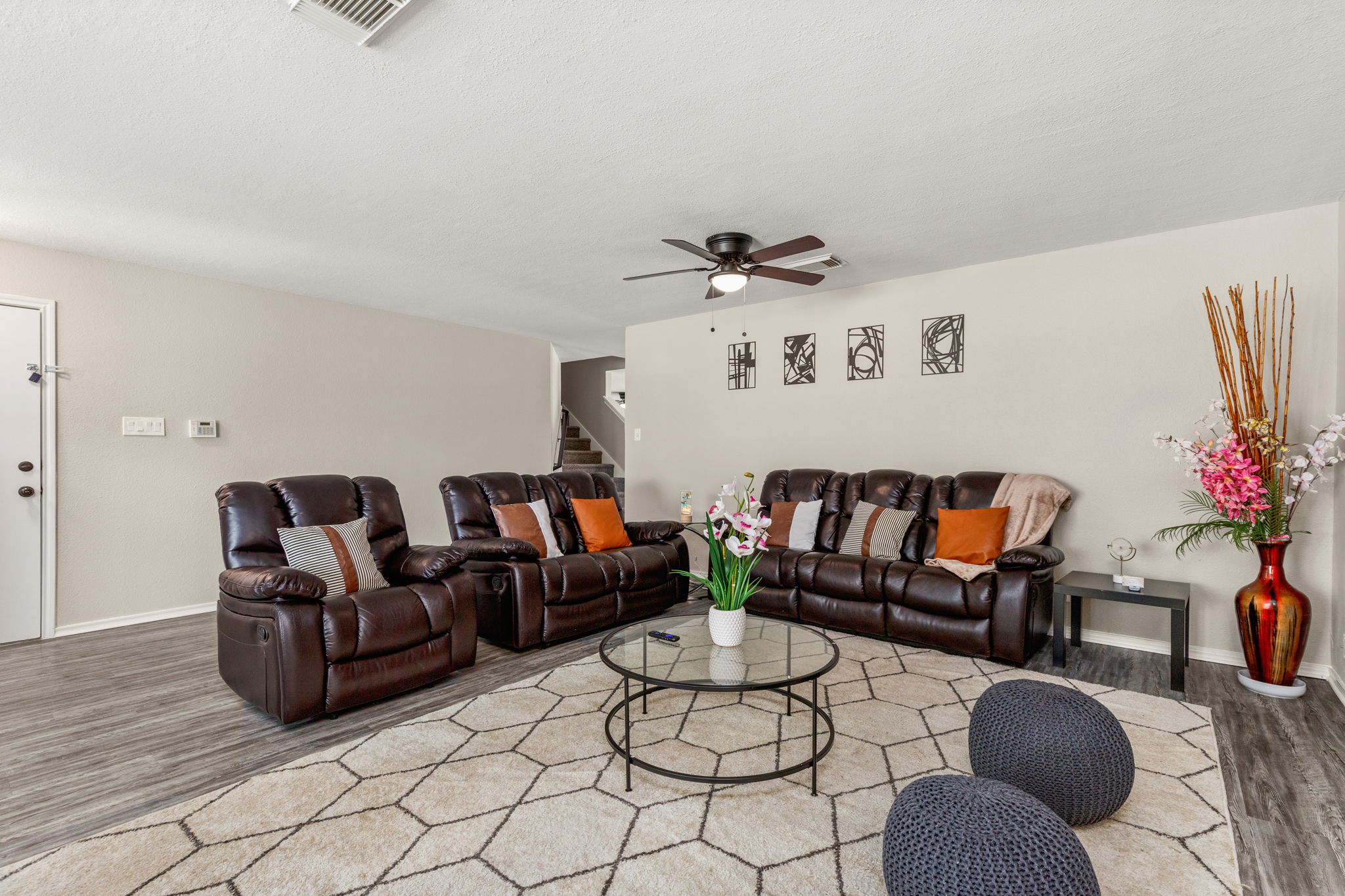 pool-oasis-by-seaworld-or-5-bedrooms-or-game-room/