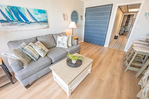 Compass Cove 869 - 1 Bedroom