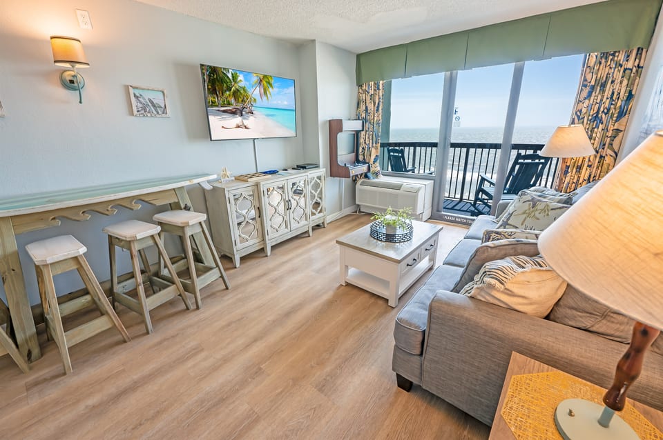 Large Living Area with Amazing Views of the Ocean, Beautifully Decorated