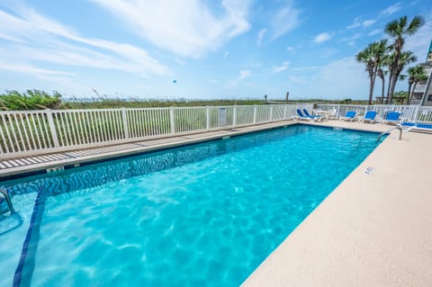Crescent Sands G-6 - 3 Bedroom