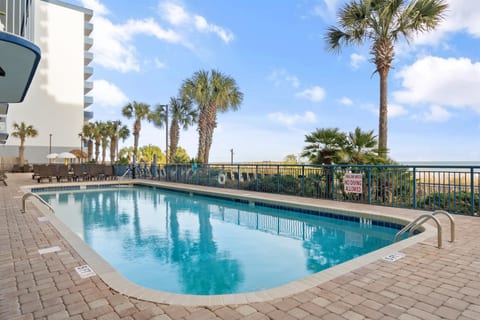 Amazing Oceanside Pools