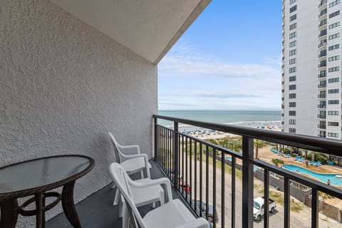 Landmark 646 - 1 Bedroom