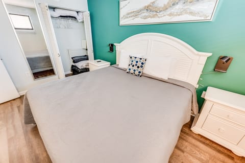 King in Bedroom, Beautifully Decorated