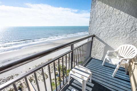 Large Balcony to Enjoy the Direct Oceanfront Views!