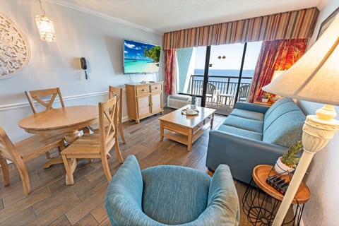 Large Living Area with Views of the Ocean, Beautifully Decorated
