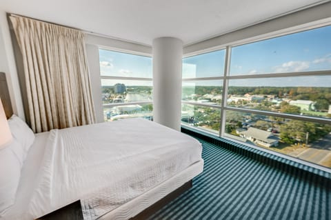 Oceans One 1108 - 2 Bedroom