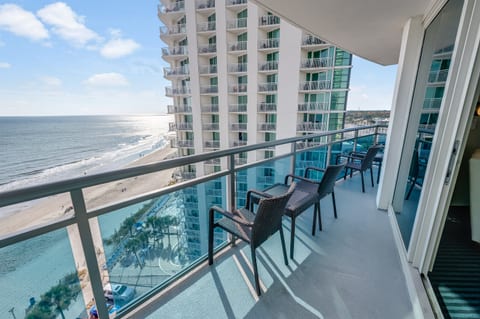Oceans One 1108 - 2 Bedroom