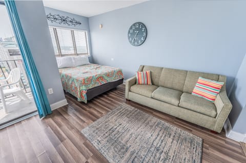 Large Living Area with Views of the Ocean, Beautifully Decorated