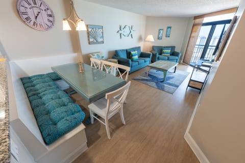 Large Family Room/Dining Room Area