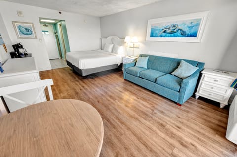 Bedroom with View of the Ocean🌊