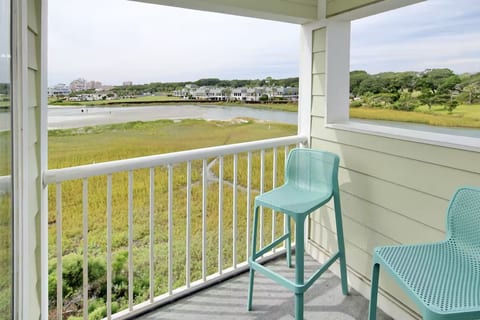 Sands Beach Club 312 - 2 Bedroom