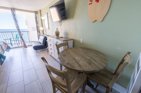 Sands Ocean Club 1414 - Studio