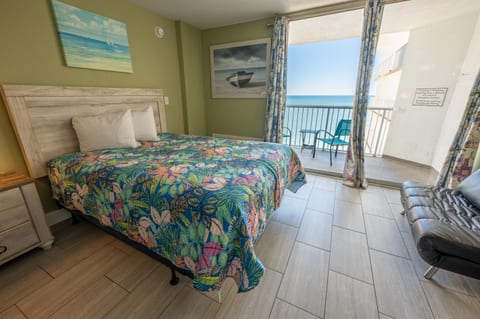 Sands Ocean Club 1414 - Studio