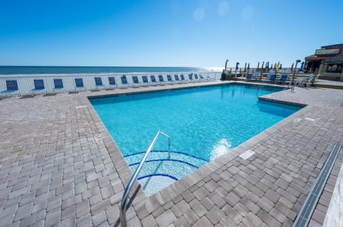 Oceanside Pool
