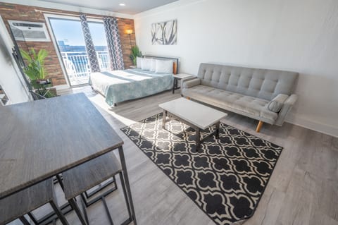 Large Living Area