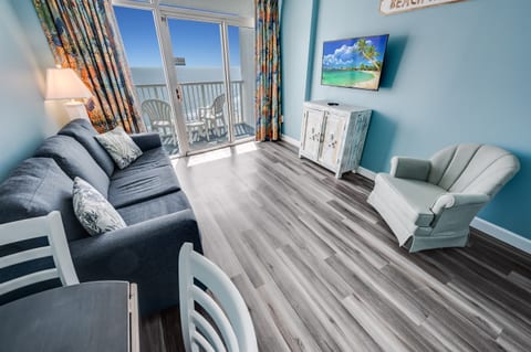 Direct Oceanfront, Beautifully Remodeled Living Room