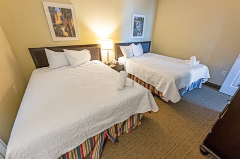 - Restful retreat with two comfy beds, fresh linens, and a welcoming ambiance - Simple yet stylish décor creates a peaceful setting for a great night’s sleep - Plenty of space for family or friends to relax after a day of exploring Myrtle Beach