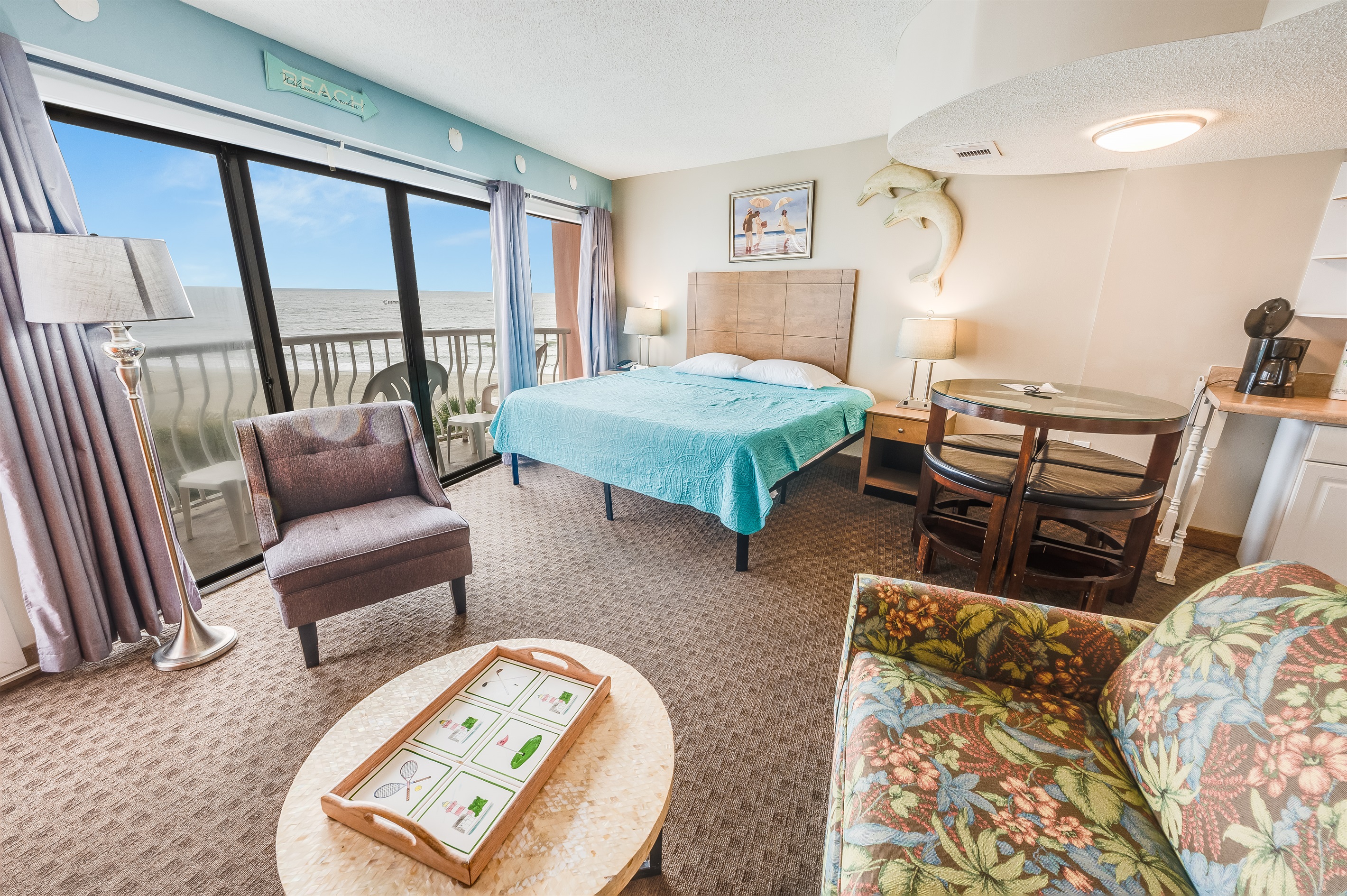 Large Living Area with Views of the Ocean, Beautifully Decorated