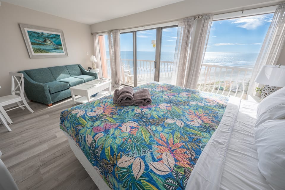 Enjoy Views of the Ocean While Still in Bed!