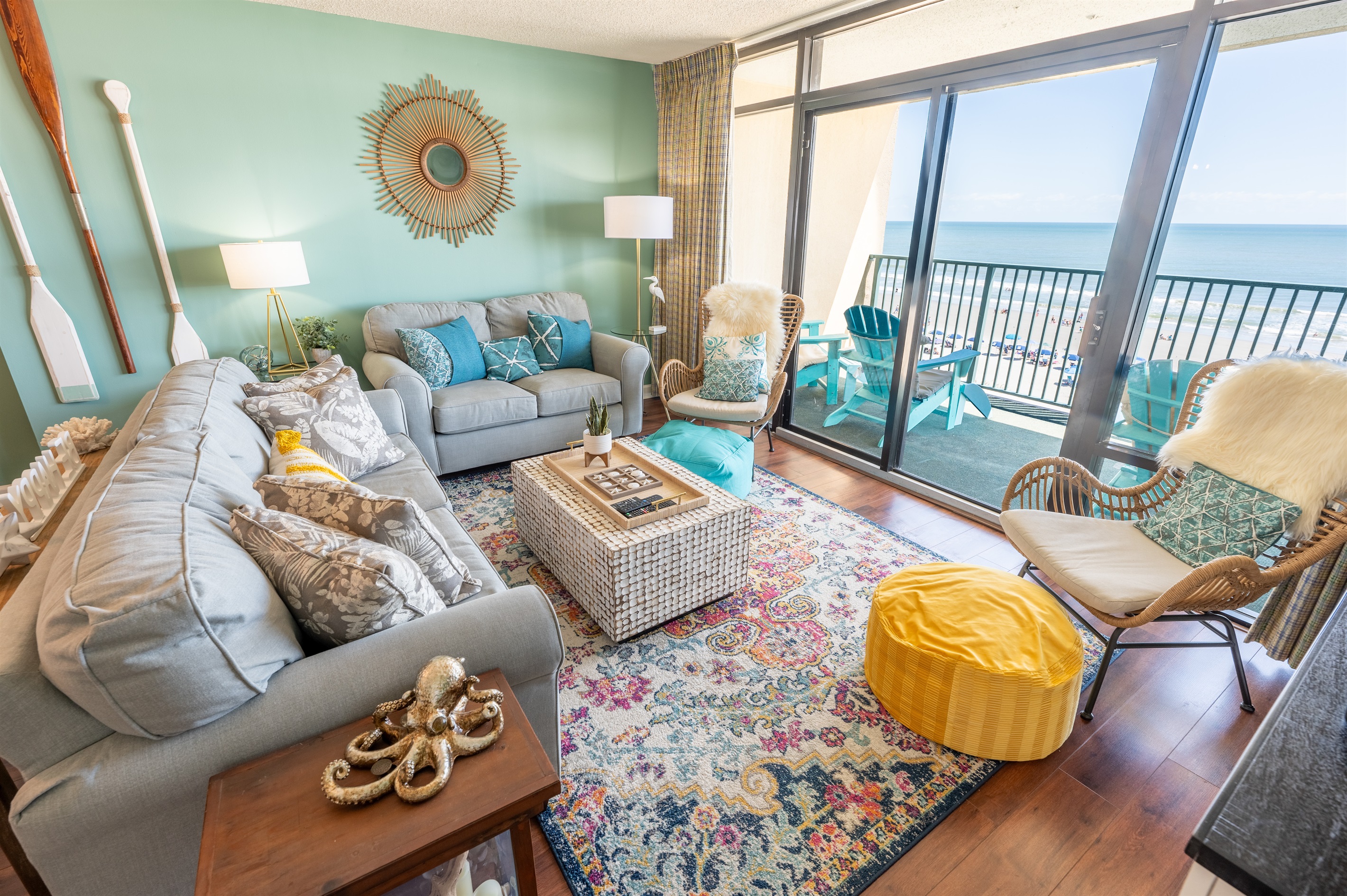 Beautifully Decoreated Living Room with Direct Views of the Ocean