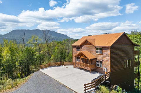 Greenleaf Lodge