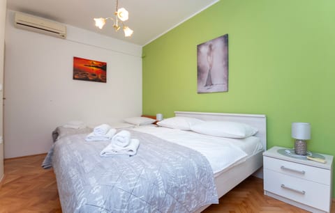 Apartment Karlo - Unit 376777-13