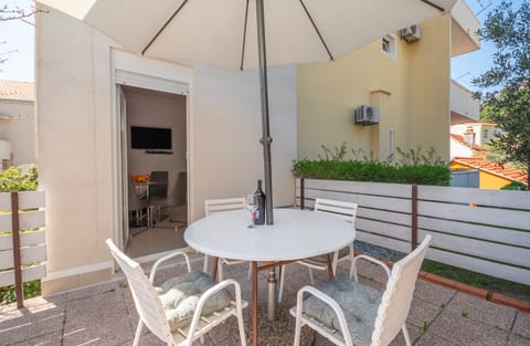 Apartment Karlo - Unit 376777-13