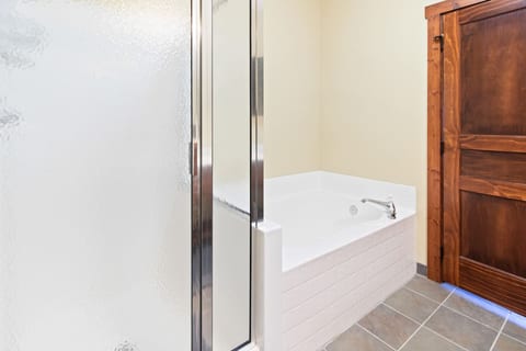 Shower and soaking tub in Ensuite bath