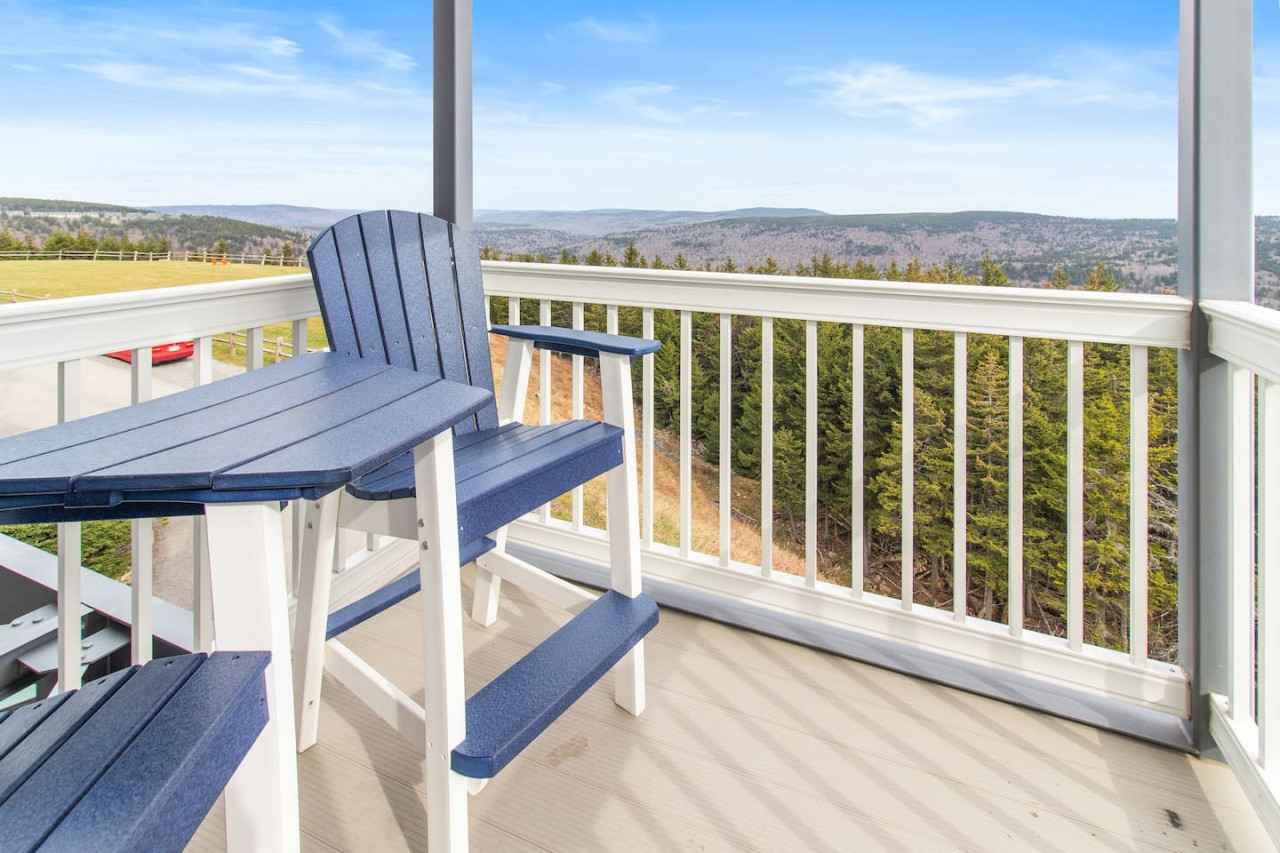 Brand new balcony (2023)