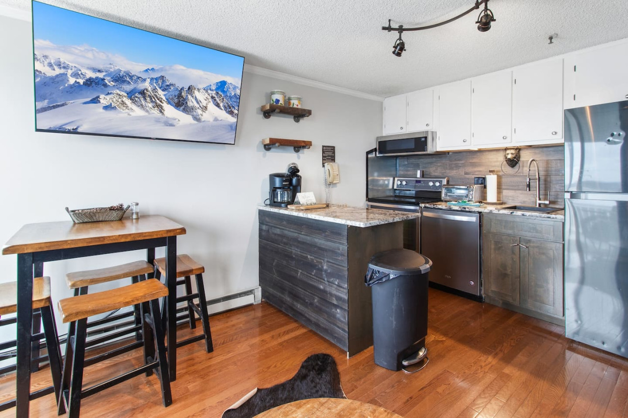 Fully equipped kitchen