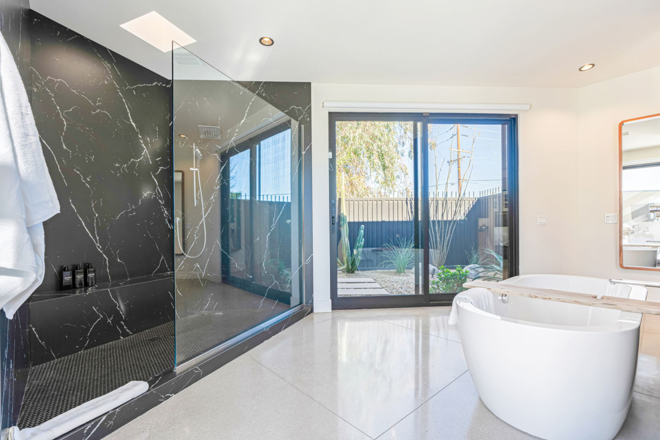 spectacular-resort-style-oasis/