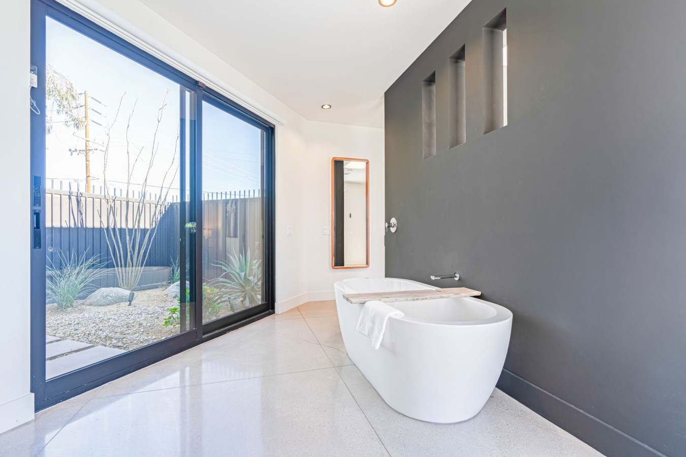 spectacular-resort-style-oasis/